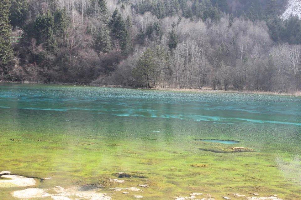 九寨沟，探秘最佳旅游季节的绝美风光