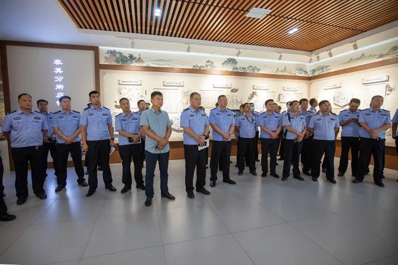 加强教育体系，筑牢国家未来之基