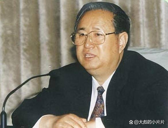 96年山东省委书记的领导风采与时代贡献