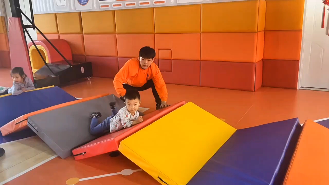 立博乐儿童运动馆—激发孩子潜能的快乐源泉